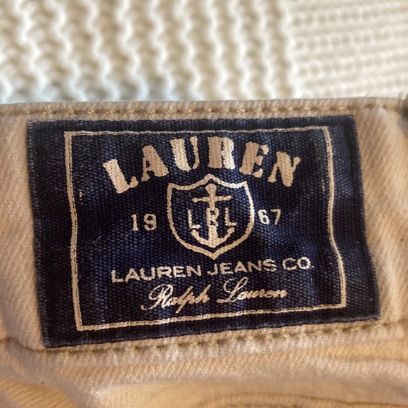 Ralph Lauren White Jeans Size 8 with embroidery on front and writing on back. - Picture 8 of 9